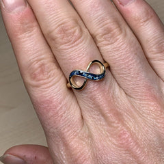 9ct Yellow Gold Infinity Ashes Memorial Ring