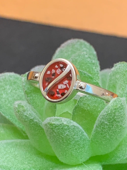 9ct White Gold Ladies Ashes Memorial Ring.